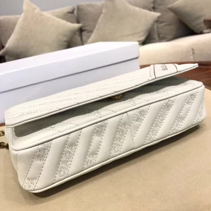 BALENCIAG巴黎世家 刺繡Logo 鏈條包 定制進口牛皮 繡線裝飾 搭配復古鏈條  BL1143